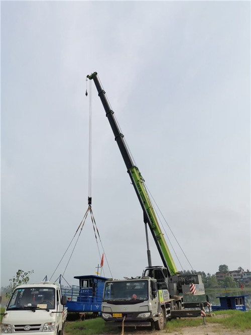 良庆区桥梁建设吊装案例